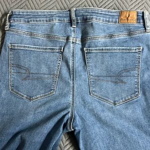 American Eagle festival flare. Size 16 reg